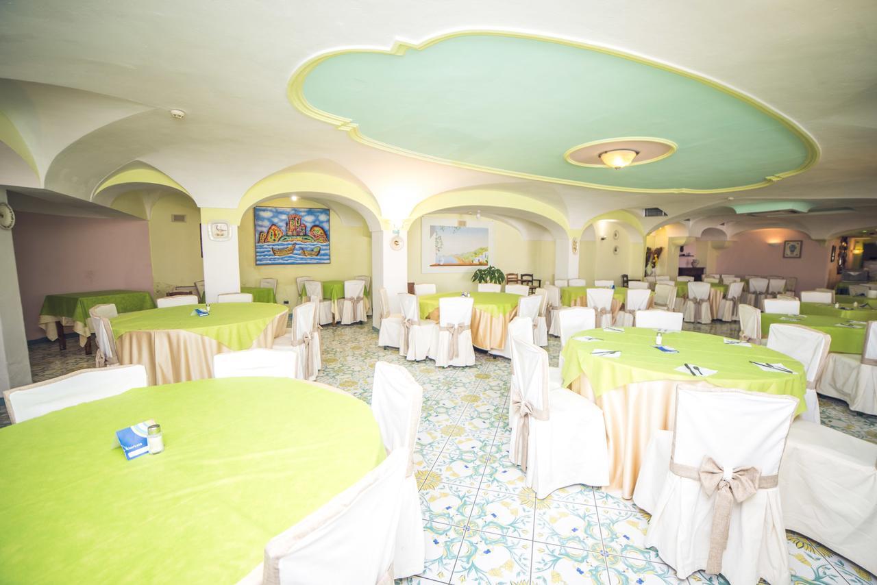 Hotel Carlo Magno Forio di Ischia Buitenkant foto