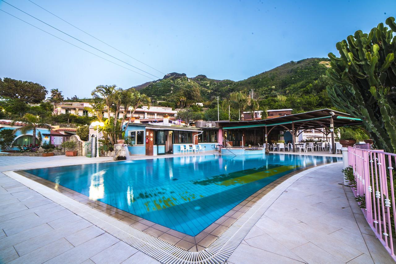 Hotel Carlo Magno Forio di Ischia Buitenkant foto