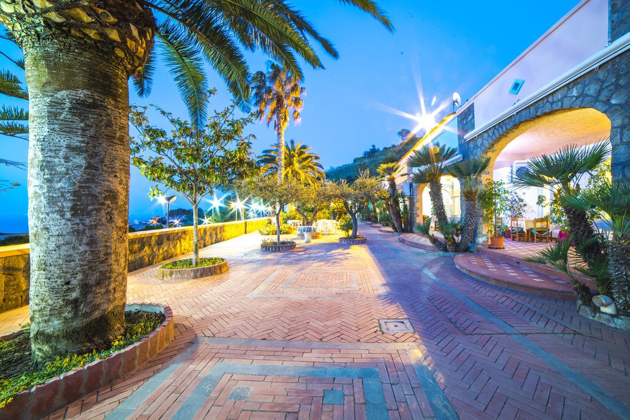Hotel Carlo Magno Forio di Ischia Buitenkant foto